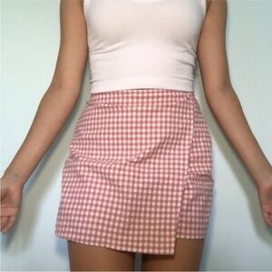 Hollister High-Rise Red Gingham Wrap-Front Mini Skort Size XS